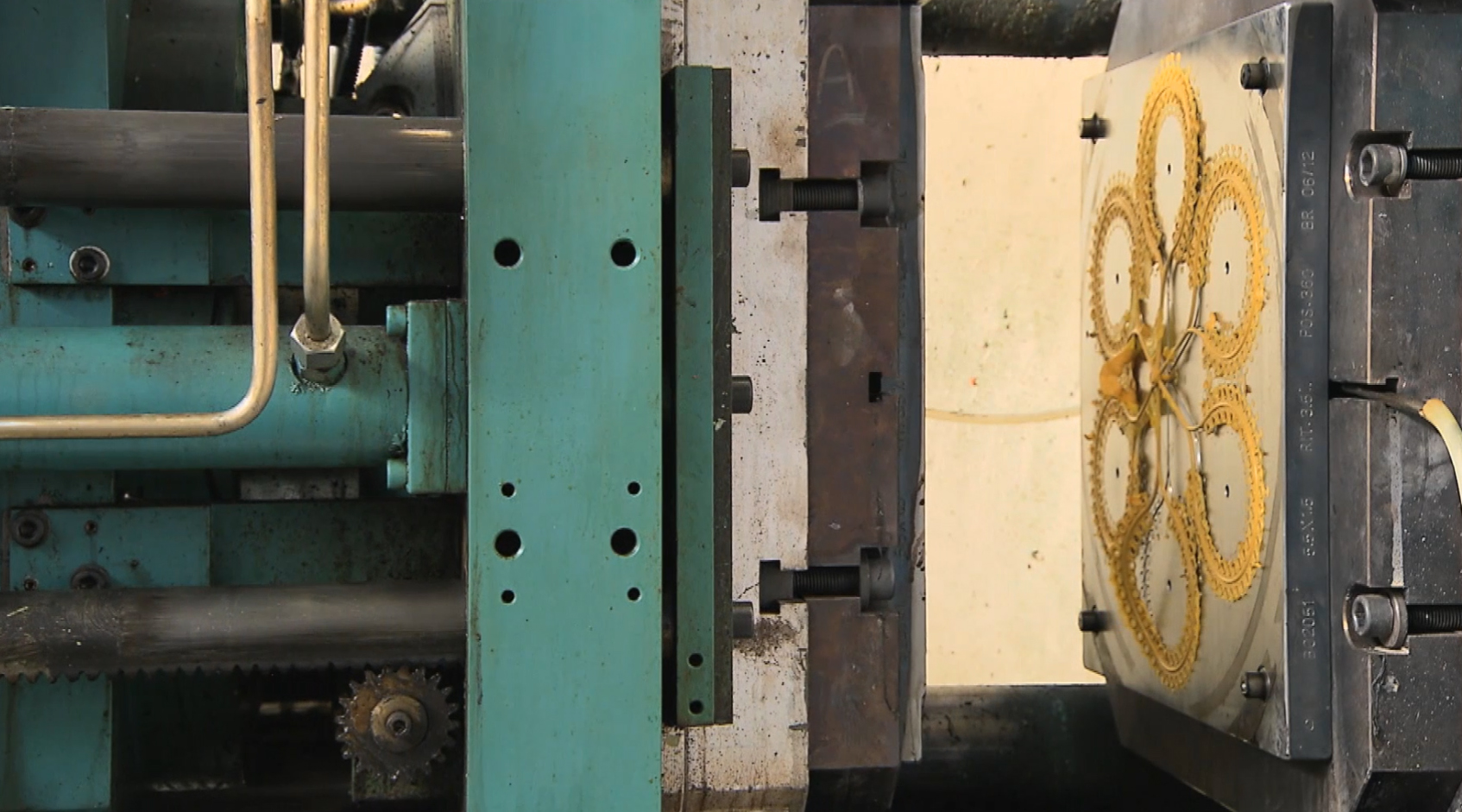 Rubber Injection Moulding Machine Custom Rubber Moulding Capabilities